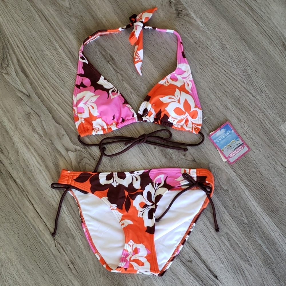 NWT Floral bikini swimsuit